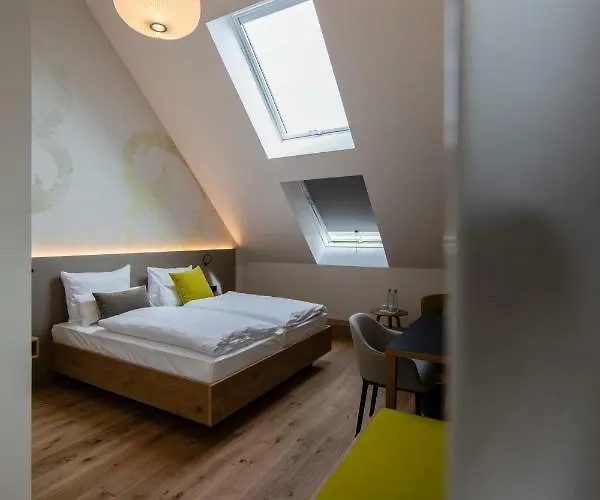 Zum Loewen Otel Eimeldingen